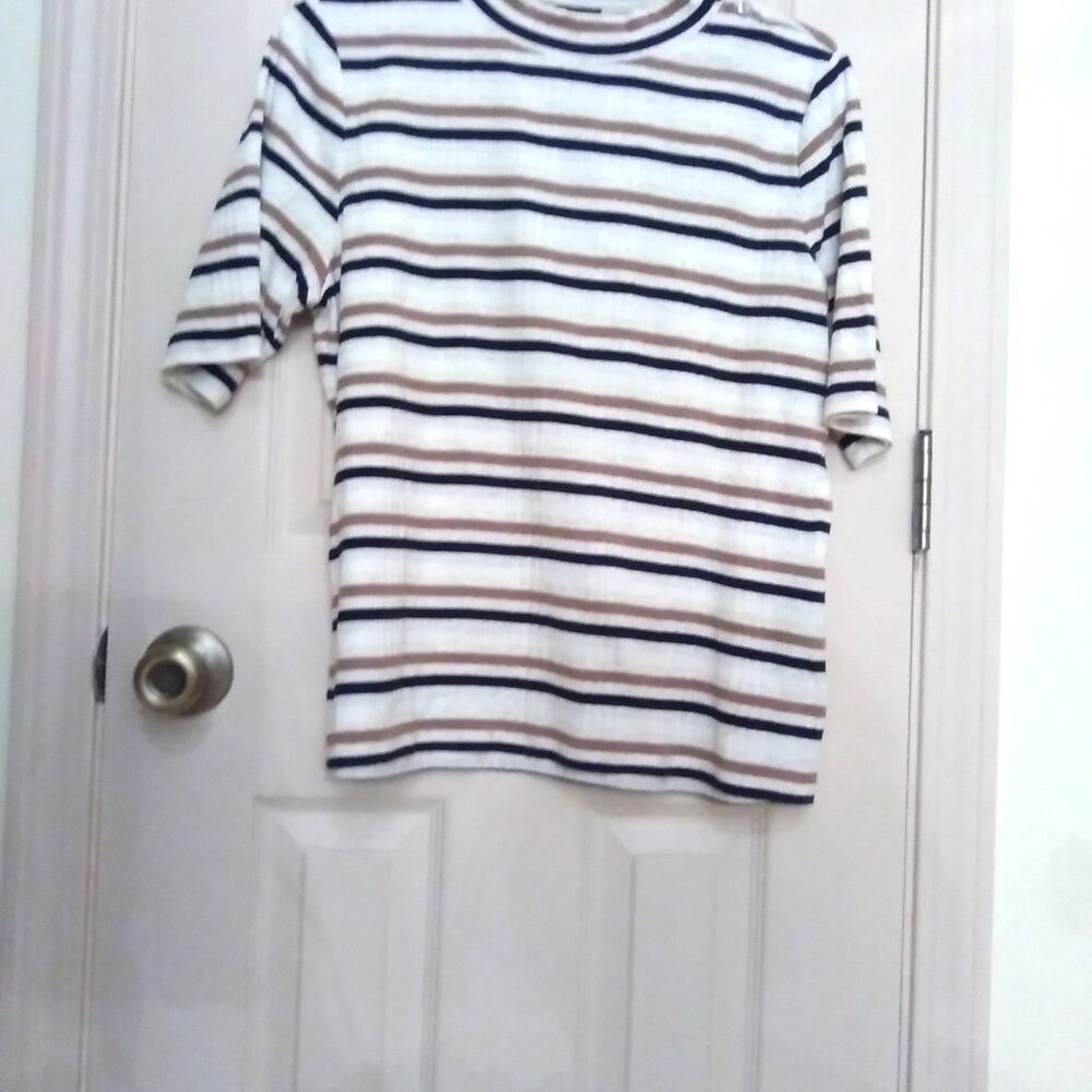 3 Talbots Tops - Picture 4 of 13